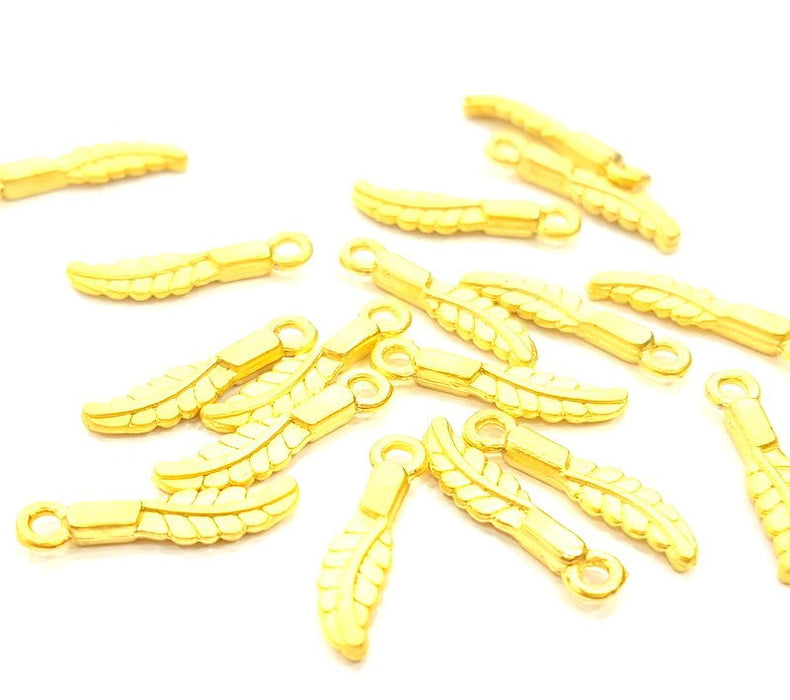 20 Gold Charms Leaf Charms Gold Plated Charms (16x4mm) G6692