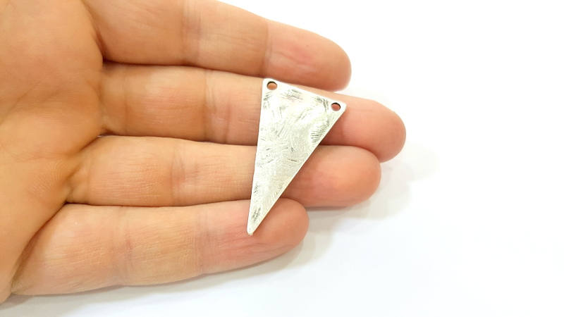 Silver Triangle Pendant Hammered Geometric Pendant Antique Silver Plated (42x22mm) G7553