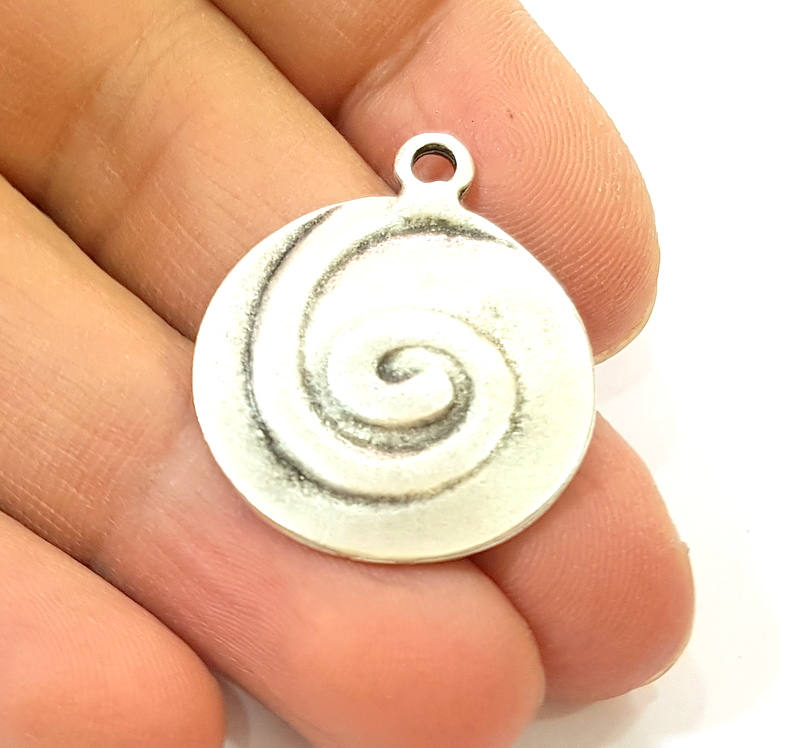 4 Silver Pendant Antique Silver Plated Pendant (26mm) G7554