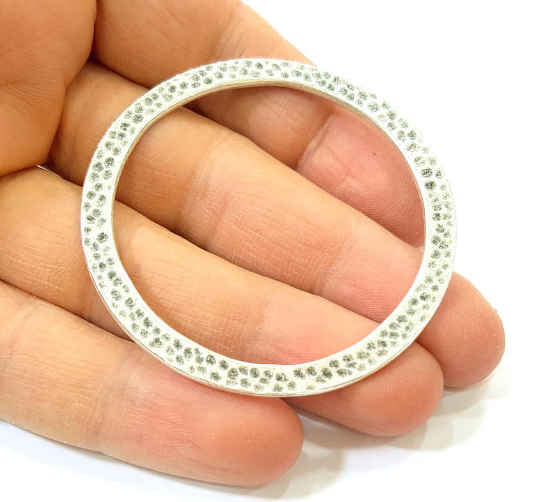 Silver Large Circle Connector Pendant Hammered Round Antique Silver Plated (58mm) G14438