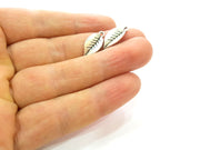 20 Silver Charms Antique Silver Plated Leaf Charms 10 Pcs  (18x9mm) G6789