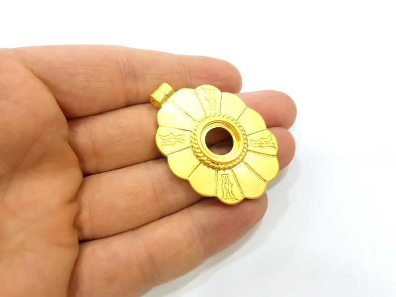 Gold Pendant Gold Plated Pendant (49x36mm)  G6853
