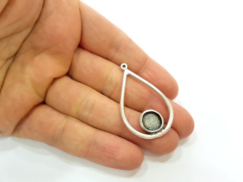 2 Silver Pendant Bezel Blank Earring Component Antique Silver Plated Blanks (10mm Blank) G9437