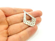 2 Silver Pendant Antique Silver Plated Hammered Pendant (38x27mm) G6943