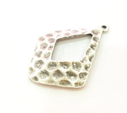 2 Silver Pendant Antique Silver Plated Hammered Pendant (38x27mm) G6943