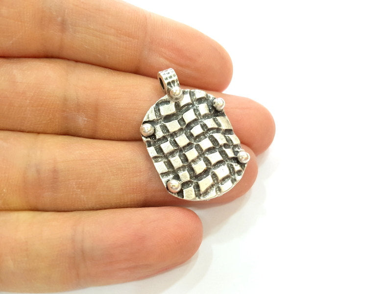 2 Silver Pendant Antique Silver Plated Pendants (32x22mm)  G6948