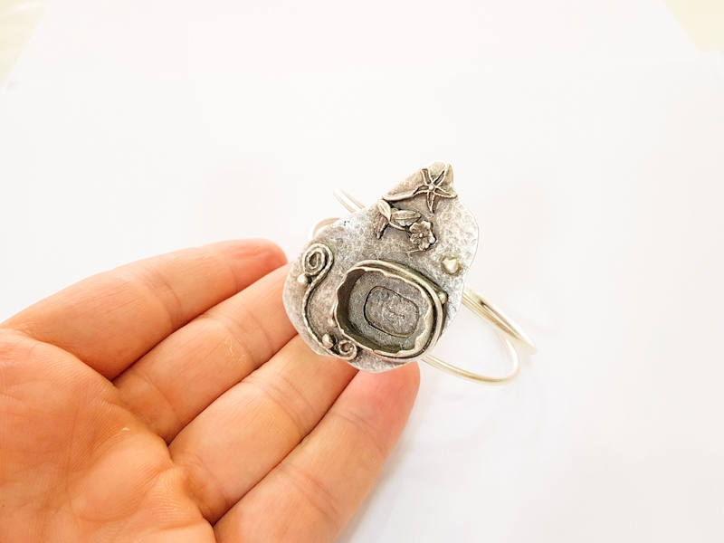 Bracelet Blanks Bangle Blanks Cuff Blanks Adjustable Bracelet Blank Antique Silver Plated Brass ( 20x16mm Blanks ) G7654