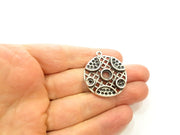2 Silver Charms Antique Silver Plated Pendants (32mm)  G7065
