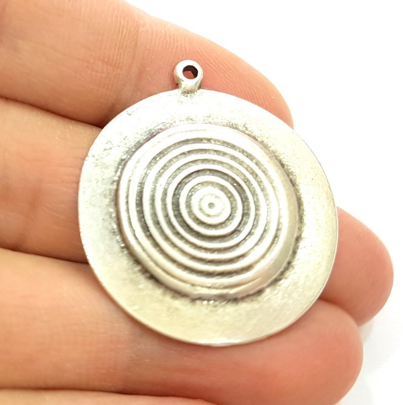 2 Silver Pendant Antique Silver Plated Pendants (32mm)  G15086