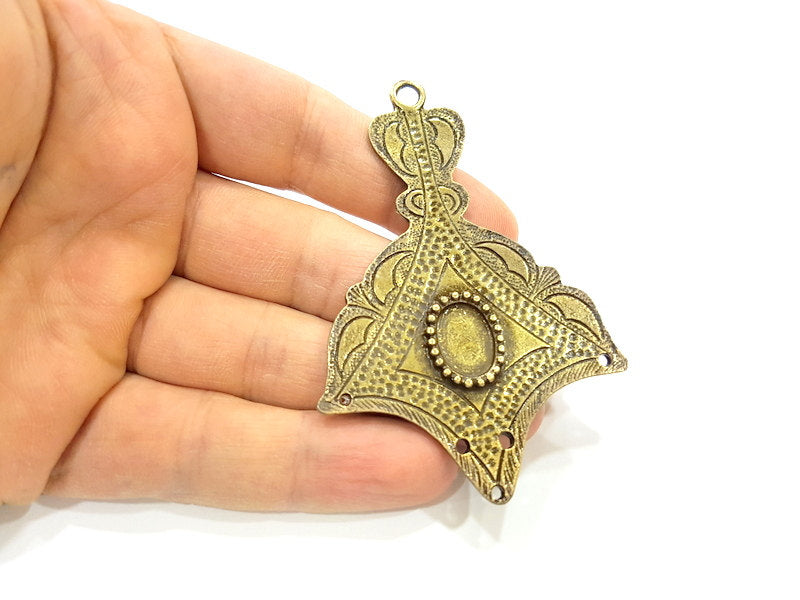 Antique Bronze Pendant Antique Bronze Medallion Pendant (82x57mm) G7143