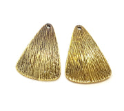 2 Antique Bronze Pendant (33x22mm) G10591