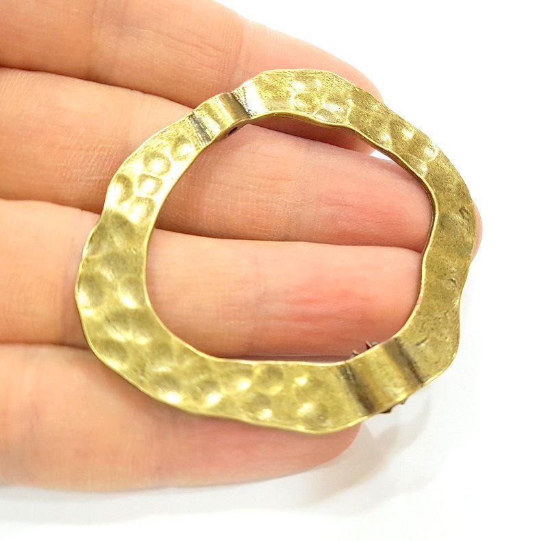 2 Antique Bronze Pendant Antique Bronze Circle Round Pendant  (61x52mm) G7171