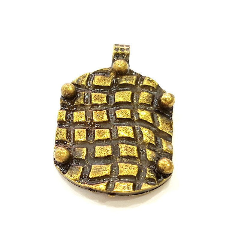 2 Antique Bronze Pendant Antique Bronze Medallion Pendant (33x22mm) G7185