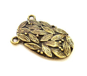 4 Antique Bronze Pendant Antique Bronze Medallion Pendant (28x20mm) G7192