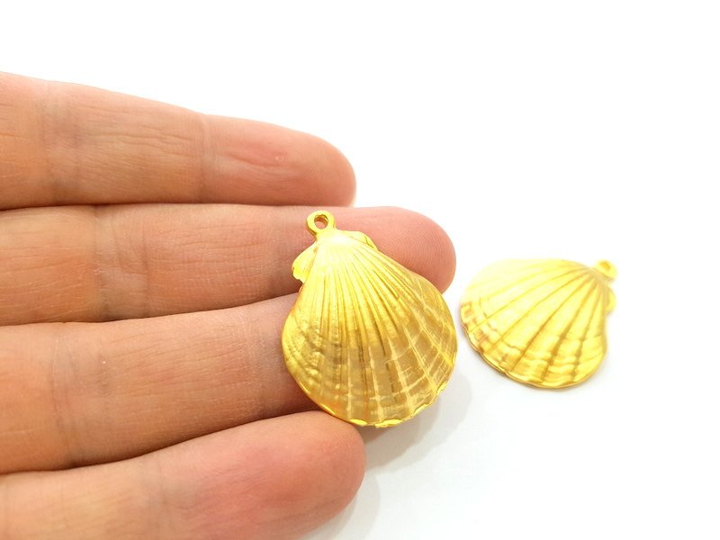 2 Oyster Charms Shell Charm Mussel Charms Sea Ocean Gold Pendant Gold Plated Shell Pendant (33x26mm)  G7212