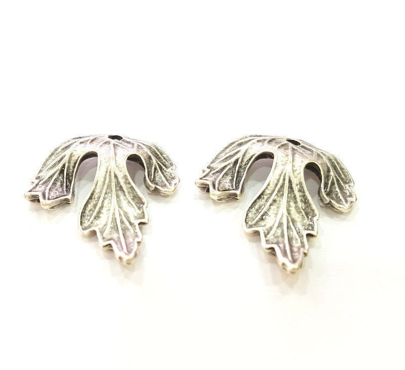2 Silver Pendant Antique Silver Plated Leaf Pendant (29x25mm) G7251