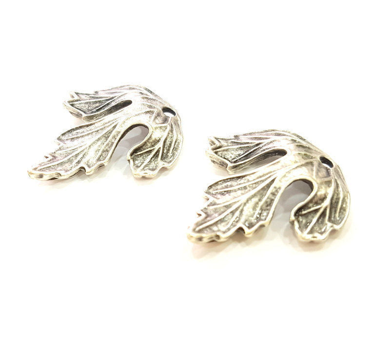 2 Silver Pendant Antique Silver Plated Leaf Pendant (29x25mm) G7251