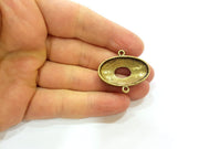 2 Antique Bronze Pendant Antique Bronze Medallion Pendant (33x28mm) G7173