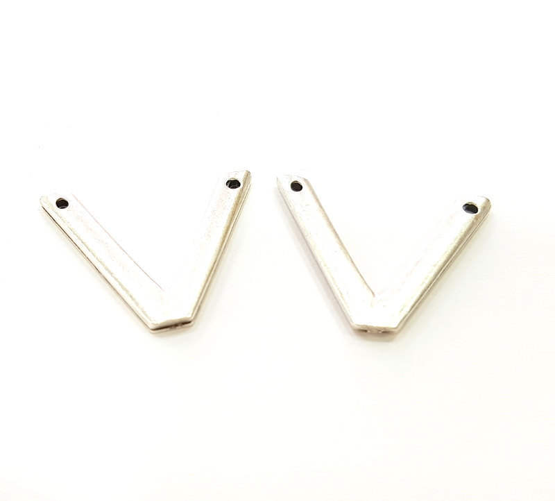 Silver Charms Antique Silver Plated V Charms (24x19mm)  G7268