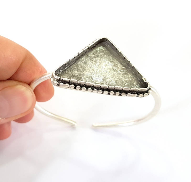 Bracelet Blanks Bangle Blanks Cuff Blanks Adjustable Bracelet Blank Antique Silver Plated Brass ( 35x25mm triangle Blanks ) G7828