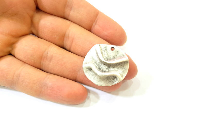 Silver Pendant Antique Silver Plated Pendants (30mm)  G7857