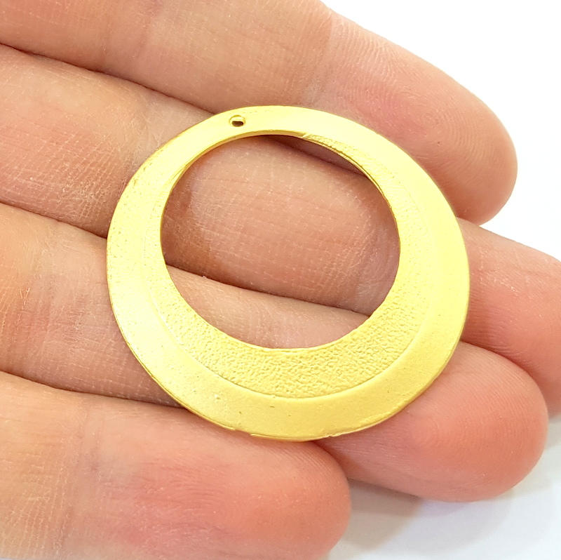 Gold Pendant Gold Plated Pendant (37mm)  G11593