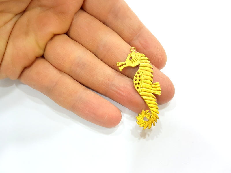 2 Raw Brass Seahorse Charms 50x22 mm G7330