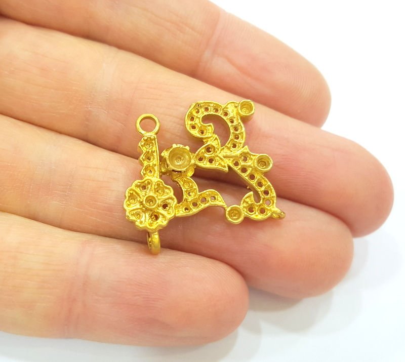 2 Raw Brass Pendant Blank Patterned Pendant 25x23mm G7343
