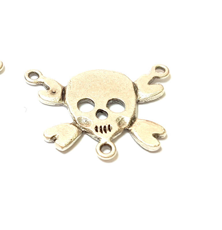Silver Charms Silver Plated Skull Charms Antique Silver Plated Brass (19x16mm)  G7423