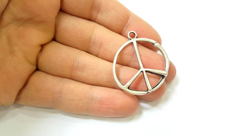 4 Silver Pendant Antique Silver Plated Peace Pendants (37x31mm) G7457