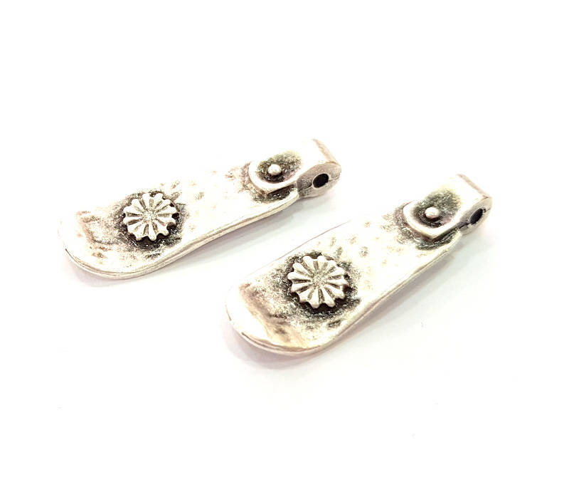 4 Silver Pendant Antique Silver Plated Pendant (28x9mm) G7960