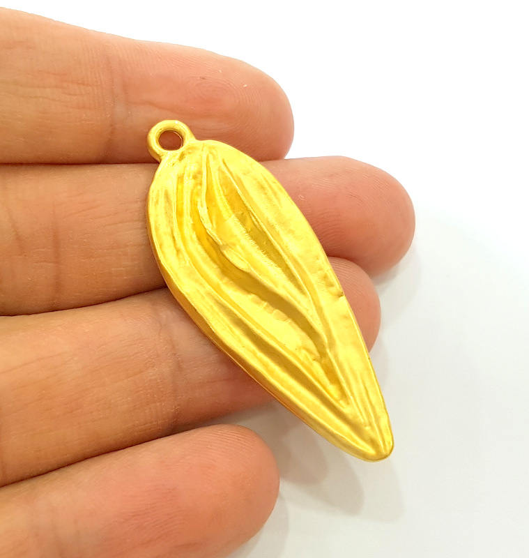 Gold Pendant Gold Plated Pendant (47x19mm)  G7487