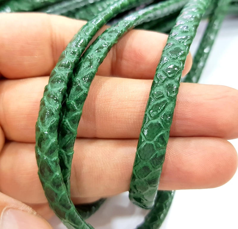 Green Cord 1mt-3.3 ft (8x4mm) imitation Leather Lacing G7999