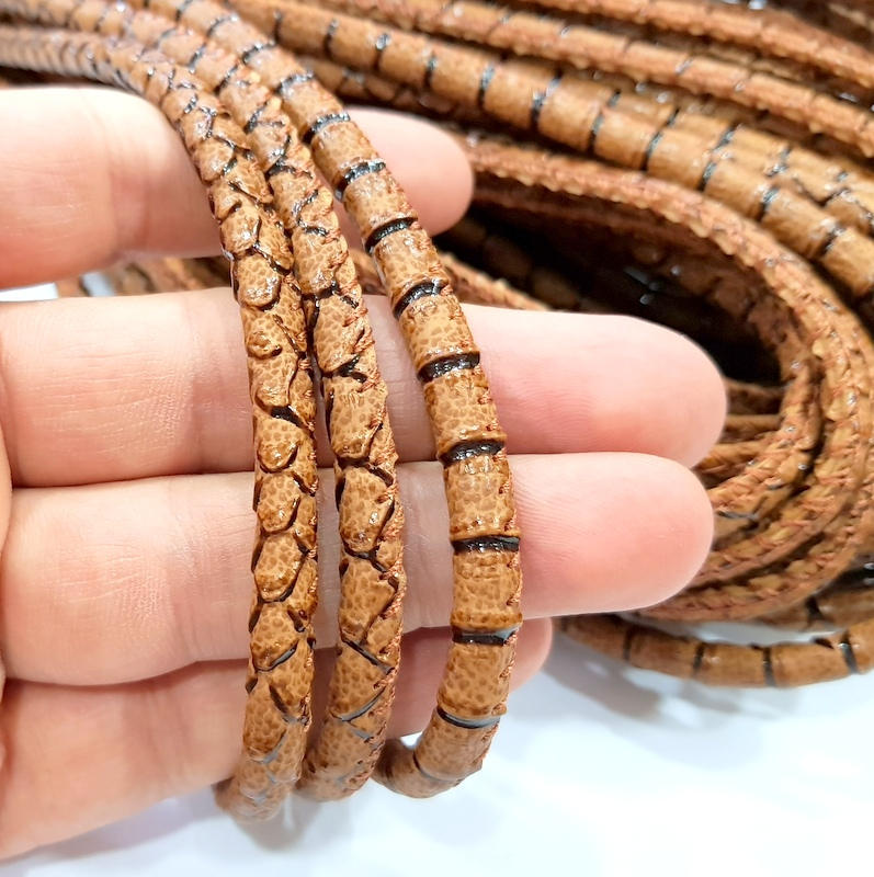 Light Brown Cord 1mt-3.3 ft (6mm) imitation Leather Lacing G8006