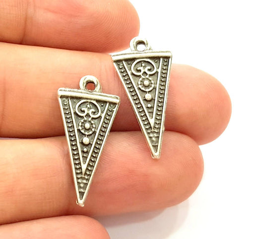 10 Silver Triangle Charms Antique Silver Plated Charms (25x13mm) G8304