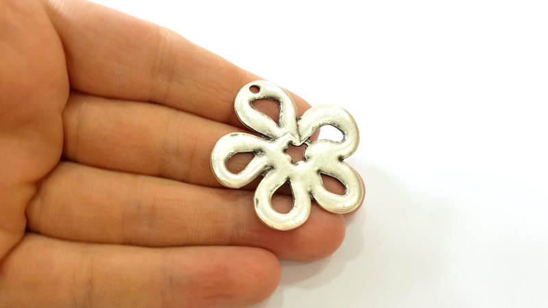 Silver Pendant Connector Antique Silver Plated Pendants  (43mm)  G7530