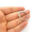 4 Silver Charms Antique Silver Plated (32x30mm) G8121