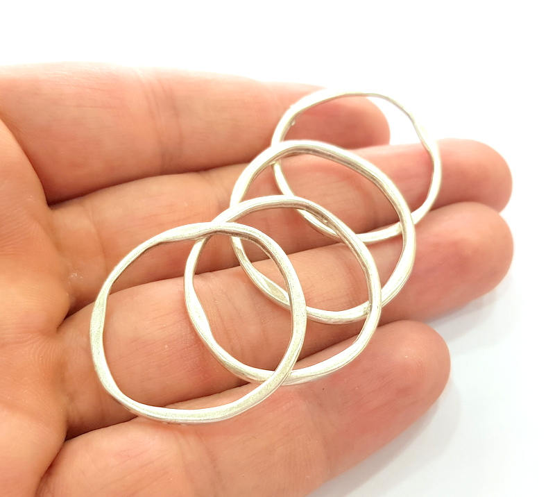 10 Silver Circle Connector Antique Silver Plated Circle (32mm) G8157