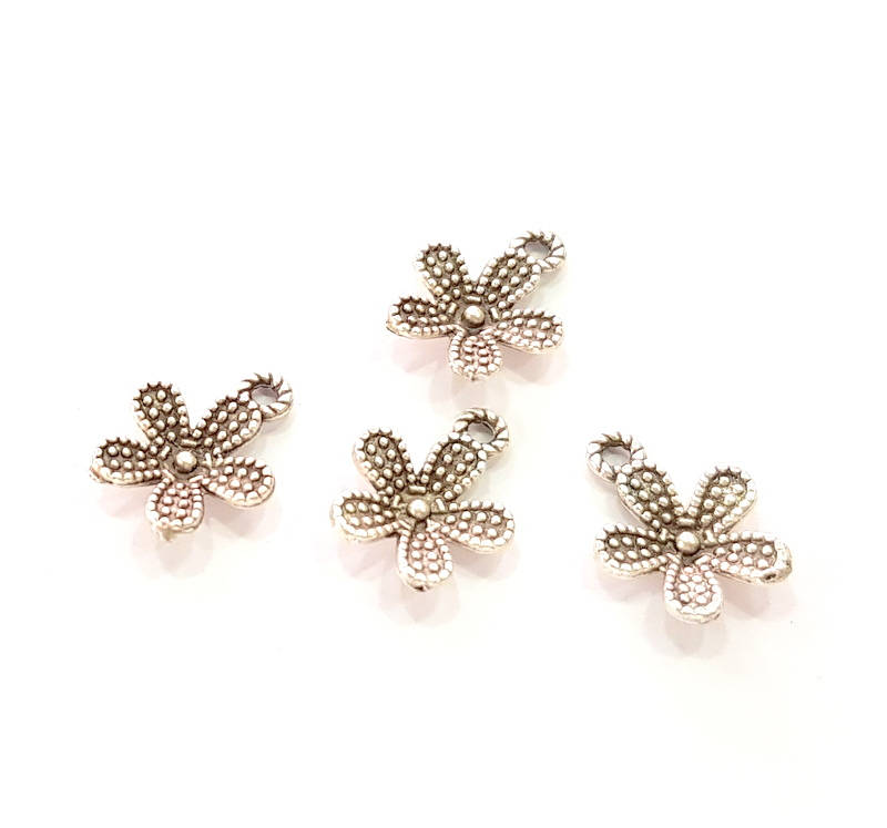 10 Silver Flower Charms Antique Silver Plated Charms (14x11mm) G8226