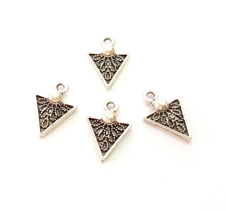 50 Silver Triangle Charms Antique Silver Plated Charms (17x11mm) G8227