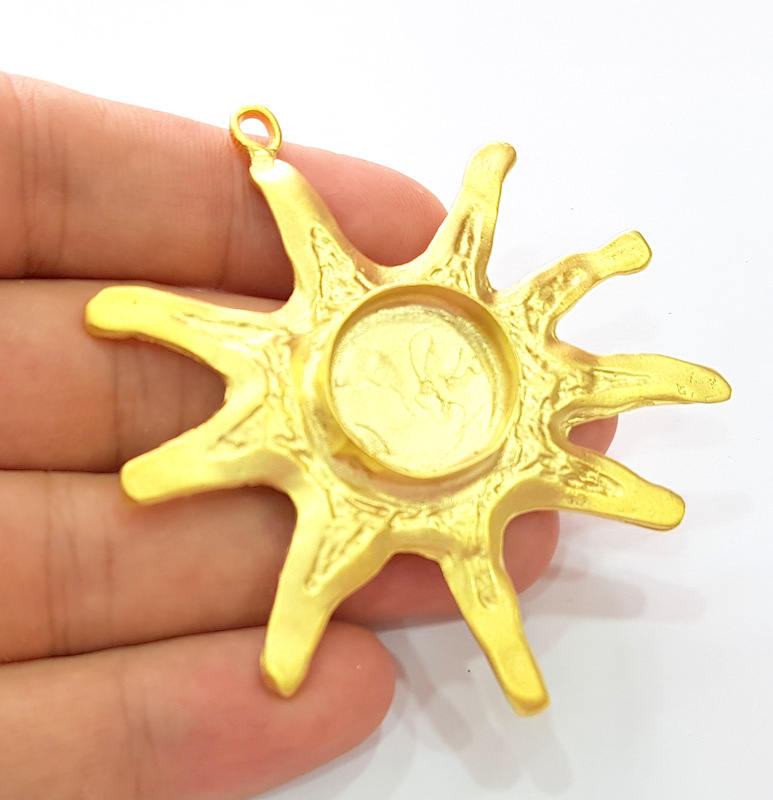Gold Sun Pendant Blank Base Setting Necklace Blank Resin Blank Mountings Gold Plated Brass ( 20mm blank ) G8279