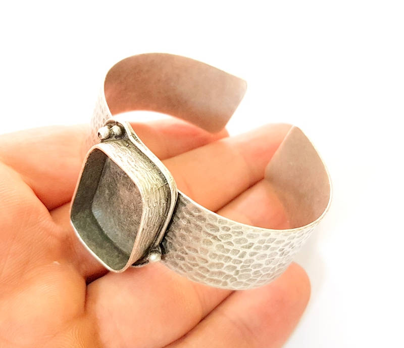 Bracelet Blanks Bangle Blanks Cuff Blanks Adjustable Hammered Bracelet Blank Antique Silver Plated Brass ( 25x18mm Blanks ) G7650