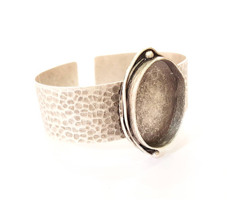 Bracelet Blanks Bangle Blanks Cuff Blanks Adjustable Hammered Bracelet Blank Antique Silver Plated Brass ( 30x22mm Blanks ) G8343