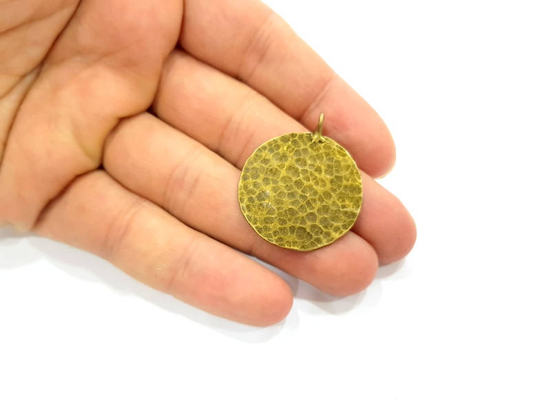 Antique Bronze Hammered Pendant Antique Bronze Plated Brass (30mm) G7750