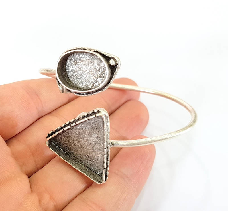 Bracelet Blanks Bangle Blanks Cuff Blanks Adjustable Bracelet Blank Antique Silver Plated Brass (25x25mm triangle and 18x13mm Blanks ) G7811