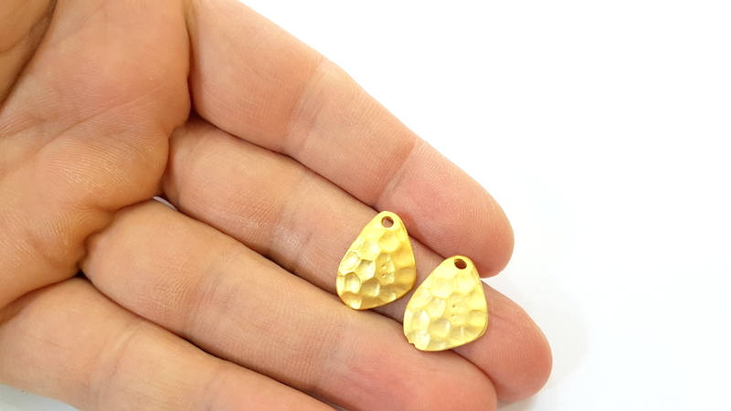 5 Gold Hammered Charms Gold Plated Charms  (18x14mm)  G7881