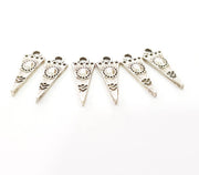 100 Silver Triangle Charms Antique Silver Plated Charms (19x7mm) G11319