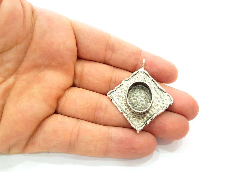 Silver Pendant Blank Bezel Base Setting Necklace Blank Resin Blank Mountings Antique Silver Plated Brass ( 40x40mm )  G8326