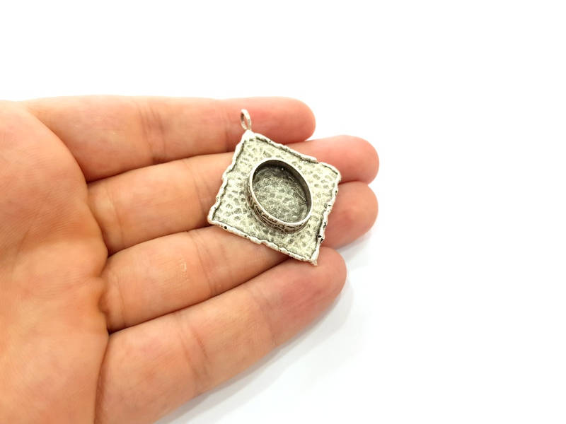 Silver Pendant Blank Bezel Base Setting Necklace Blank Resin Blank Mountings Antique Silver Plated Brass ( 40x40mm )  G8326