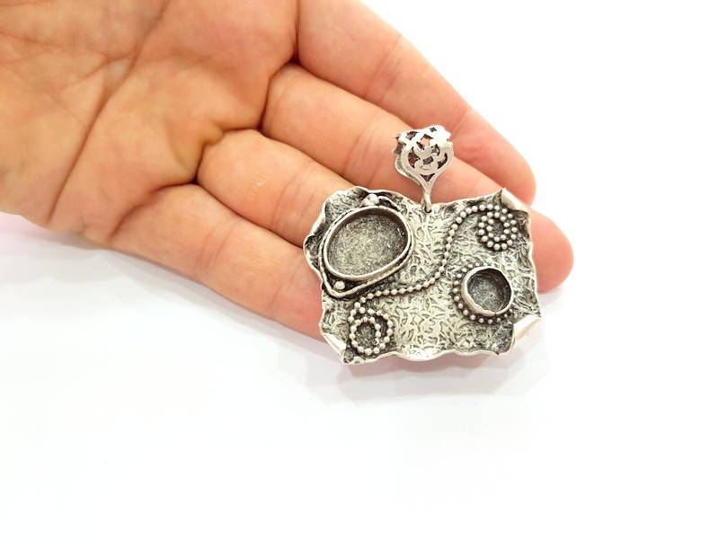 Silver Pendant Blank Bezel Base Setting Necklace Blank Resin Blank Mountings Antique Silver Plated Brass ( 44x34mm )  G8681